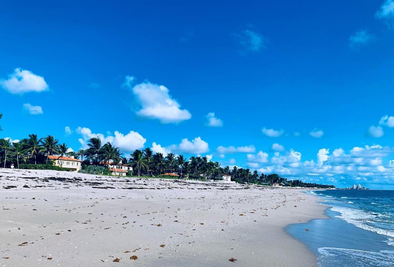 Palm Beach Island Condominiums Exterior photo